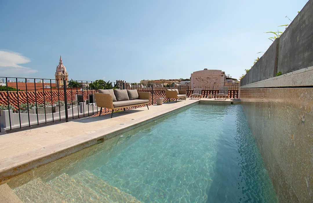 Ananda Hotel Boutique-1